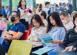 Đa trải nghiệm về môi trường, ngành học hút sinh viên nhập học UEF