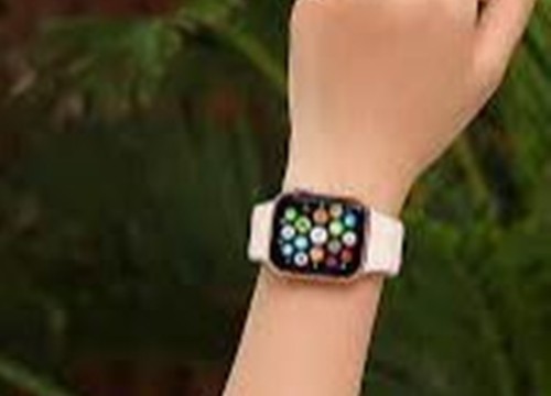 Chủ cửa hàng xách tay dè dặt nhập về Apple Watch Ultra