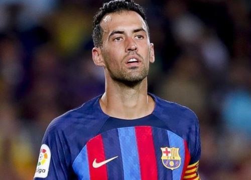 Lộ diện cầu thủ thay thế vị trí của Busquets ở Barca