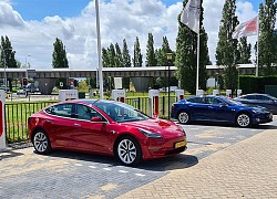 Nhu cầu xe điện tăng, Tesla đang cố phủ sóng trạm sạc tới nơi hẻo lánh