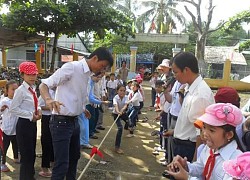 Thầy giáo Khmer sáng tạo trong gian khó