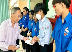 Trao học bổng 'Vì trẻ em Sơn Mỹ' lần thứ 25