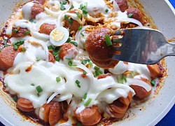 Cách làm mì trộn xúc xích phô mai kéo sợi thơm ngon đậm đà cực dễ