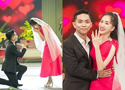 Phan Hiển lần đầu quỳ gối cầu hôn Khánh Thi sau 13 năm chung sống, hành động của bà xã gây chú ý