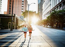 Thay thế 30 phút lướt mạng bằng tập thể dục mỗi ngày, bạn sẽ hạnh phúc hơn!