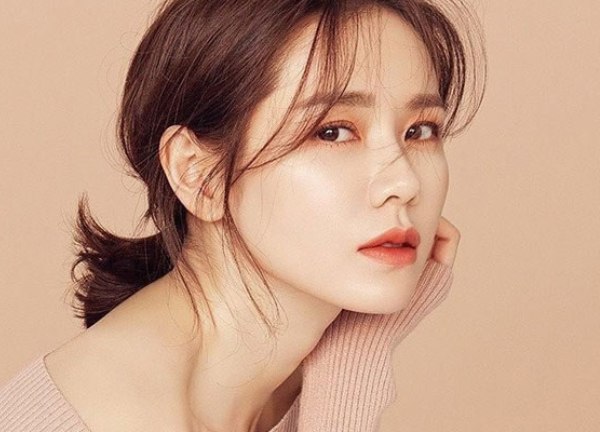 Đặc điểm khuôn mặt người phụ nữ giàu có