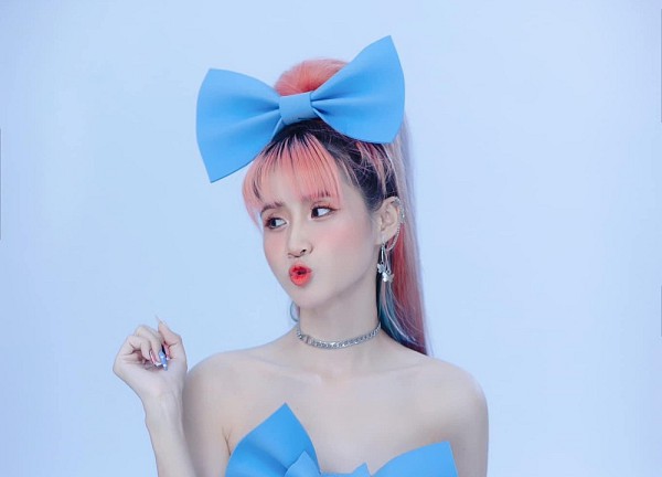 YouTuber Vê Vê và hành trình sáng tạo nội dung trên nền tảng MXH