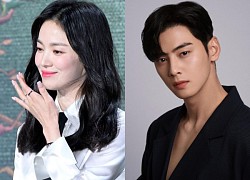 Soi hint cặp &quot;cô cháu&quot; Song Hye Kyo - Cha Eun Woo: Con trai màn ảnh hoá bạn trai, nói hẳn &quot;Anh yêu em&quot; ở Paris Fashion Week?