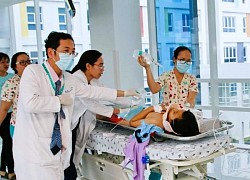 Vào công trình xây dựng chơi, bé 7 tuổi bị máy trộn bê tông nghiền nát cánh tay