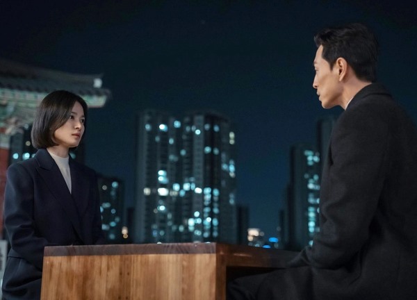 Netizen "van nài" Song Hye Kyo đừng giật chồng kẻ thù ở The Glory phần 2, thế nào mà Seo Ye Ji bất ngờ bị réo tên?