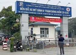 Hàng chục cảnh sát phong tỏa, khám xét Trung tâm đăng kiểm ở Mỹ Đình