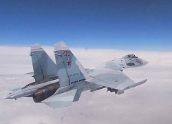 Nga điều tiêm kích Su-27 chặn trinh sát cơ Đức