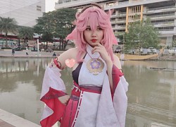 Nữ tuyển thủ Lào cosplay nhân vật Yae Miko trong Genshin Impact