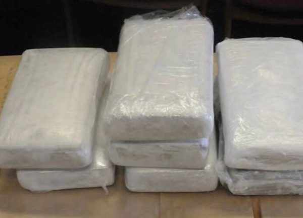 Senegal thu giữ hơn 800kg cocaine ngoài khơi Dakar