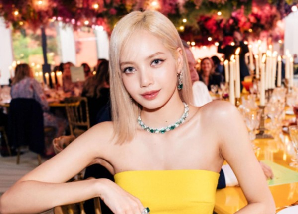 Lisa (BLACKPINK) lấn sân kinh doanh qua màn hợp tác với đế chế xa xỉ LVMH, nhờ bạn trai nhà tỷ phú hậu thuẫn?