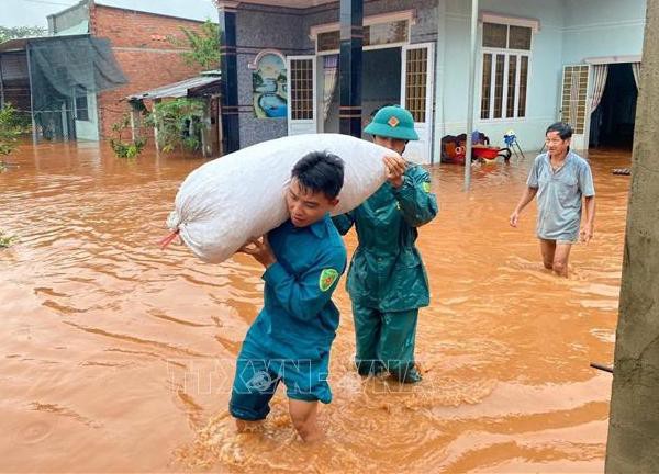 Mưa lớn tại Bình Phước làm ngập nhiều nhà cùng hàng trăm ha cây trồng