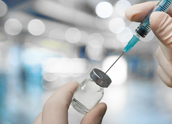 Dùng thuốc tiêm PrEP dự phòng HIV có tác dụng phụ không?