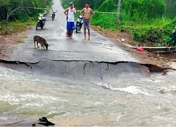 Bình Phước: Mưa lũ gây sập cầu, cống, giao thông chia cắt tại huyện Đồng Phú