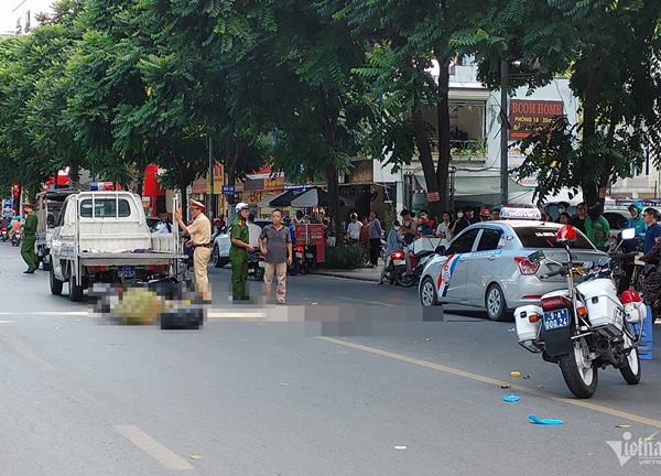 Nam shipper tử vong trên đường Hà Nội, nghi va chạm với ô tô