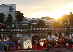 Long Xuyên thức giấc