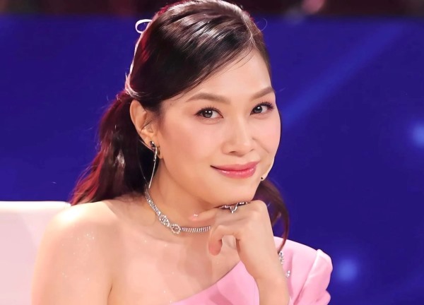 Thí sinh 'Vietnam Idol' bị Mỹ Tâm bắt lỗi quên lời