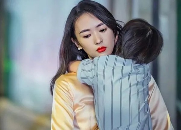 Nghe những lời chồng mắng con mà lòng tôi quặn đau