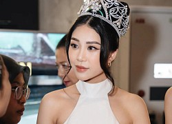 Hoa hậu Lan Anh khoe sắc tại sự kiện