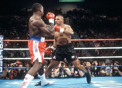 Mike Tyson khoe cơ bắp ở tuổi 57