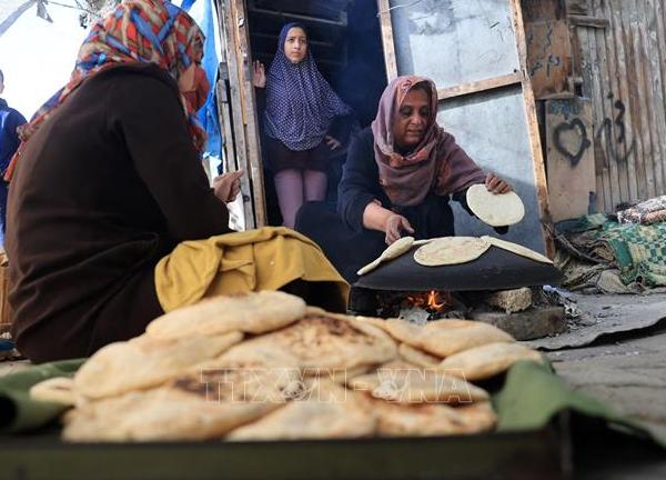 Phút thảnh thơi hiếm hoi của người dân Gaza kể từ khi có lệnh ngừng bắn