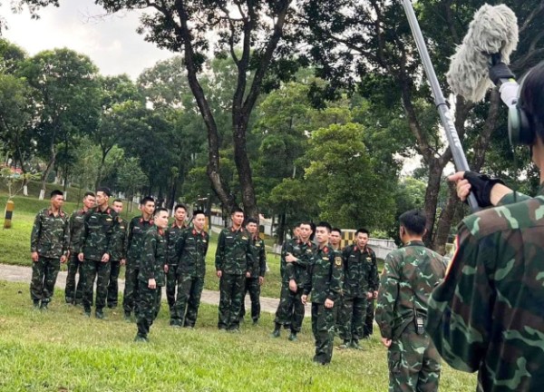 Rò rỉ ảnh 8 nghệ sĩ Sao nhập ngũ 2024: MONO, Mai Tài Phến cùng "gánh hài" lầy lội chẳng kém Độ Mixi