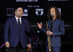 Lời xin lỗi đặc biệt của huyền thoại saxophone thế giới Kenny G