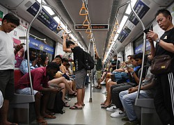 Bên trong ga tàu điện MRT, thế giới lòng đất khác lạ ở Singapore