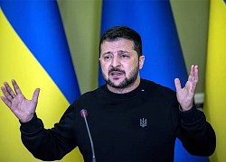 Ông Zelensky giục quân đội Ukraine nhanh thay đổi hoạt động, thay chỉ huy quân y