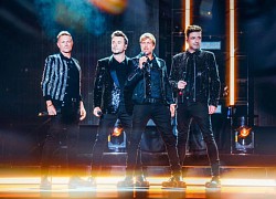 Westlife đổi lời nhiều ca khúc bất hủ, hát dành tặng fan Việt