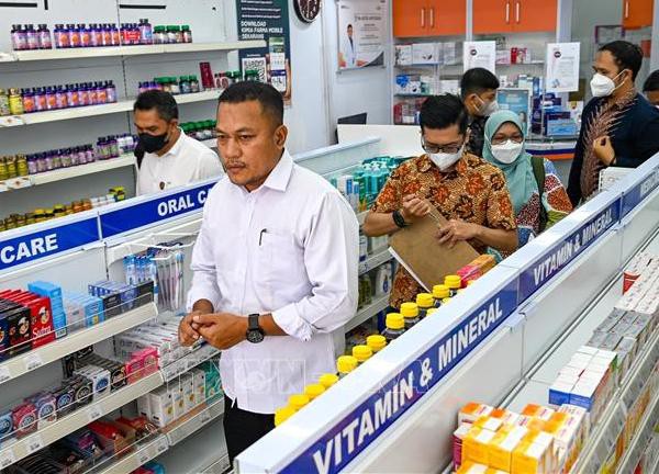 Tòa án Indonesia công bố hồ sơ vụ siro ho nhiễm độc