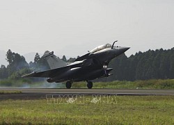 Lý do Kazakhstan chọn Su-30 của Nga dù Pháp mời chào Rafale