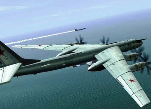 9 máy bay ném bom Tu-95 Nga xuất kích, loạt vụ nổ lớn rung chuyển Ukraine