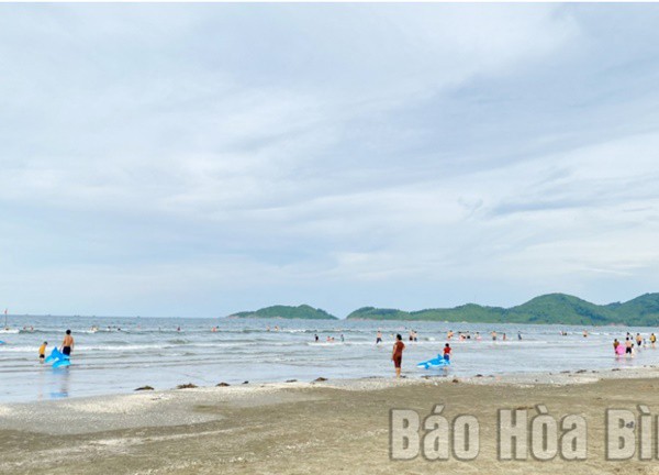 Bãi biển Lộc Hà - Vẻ đẹp hoang sơ giữa lòng miền Trung