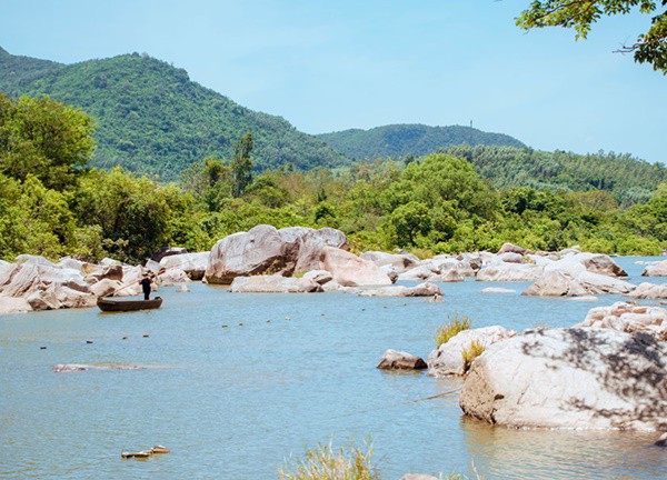 Hầm Hô: Xứ sở thần tiên miền đất Võ