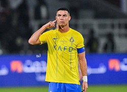 Hành động kỳ lạ của Ronaldo