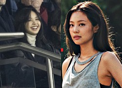 Lisa lộ &#8216;hint&#8217; chuẩn bị đóng phim Hollywood, netizen lo lắng sẽ mắc sai lầm như Jennie