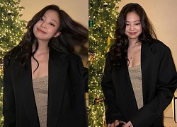 Jennie (BLACKPINK) tung bộ ảnh nóng bỏng chào năm mới, sự chú ý đổ dồn vào nhân vật làm lộ ảnh hẹn hò của nữ idol với V (BTS)