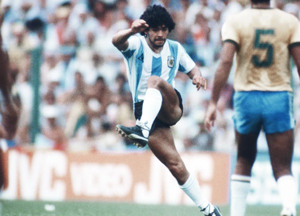 Diego Maradona và sự thật đằng sau Bàn tay của Chúa