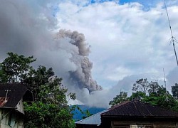 Chuyến leo núi tang thương ở Indonesia