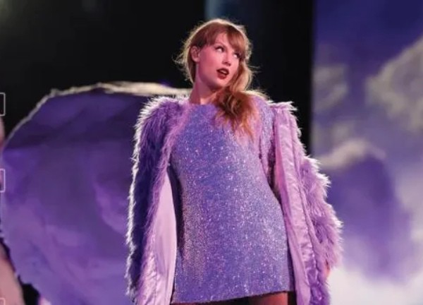 Tỷ phú Taylor Swift và tất cả đến từ âm nhạc: tiền lưu diễn, doanh thu phim, nhạc số...