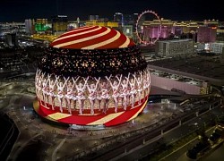 Quả cầu LED 55.000 tỷ đồng ở Las Vegas 'biến hình' chào đón Giáng sinh