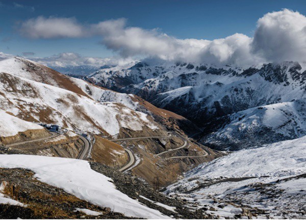 Săn dải Ngân hà cuối mùa ở Kyrgyzstan