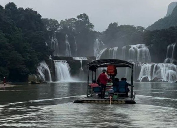 Việt Nam từ góc nhìn của bạn bè quốc tế