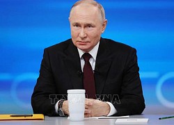 Tổng thống Nga V. Putin nộp hồ sơ tranh cử nhiệm kỳ tiếp theo