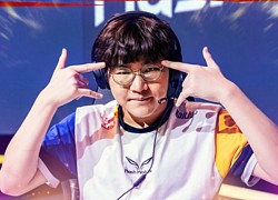 AIC 2023: 'Đòi nợ' Hong Kong Attitude, Flash Wolves vào chung kết nhánh thua